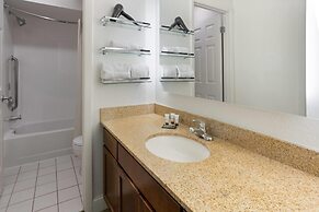 Tysons Corner Suites, A Baymont by Wyndham