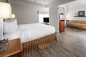 Tysons Corner Suites, A Baymont by Wyndham