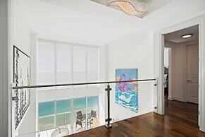 Silver Beach 1702e 3 Bedroom Condo by RedAwning