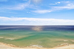 Silver Beach 1702e 3 Bedroom Condo by RedAwning