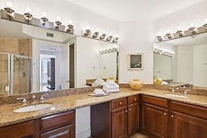 Silver Beach 1702e 3 Bedroom Condo by RedAwning