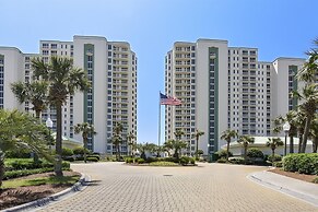 Silver Beach 1702e 3 Bedroom Condo by RedAwning