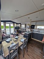 8 Birth Static Caravan