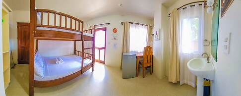 Crystal Shore Beach Resort powered by Cocotel