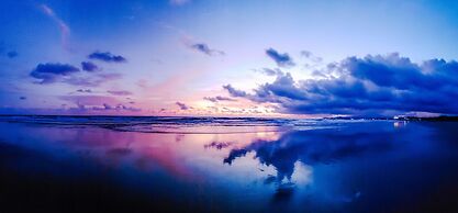 Crystal Shore Beach Resort powered by Cocotel