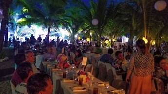 Crystal Shore Beach Resort powered by Cocotel