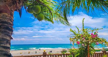 Crystal Shore Beach Resort powered by Cocotel