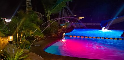 Crystal Shore Beach Resort powered by Cocotel