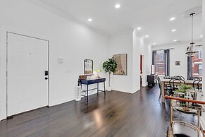 Art Deco Inspired Designer 2 Bed Loft in West Town by AllSet Turnover