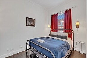 Art Deco Inspired Designer 2 Bed Loft in West Town by AllSet Turnover