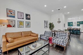 Art Deco Inspired Designer 2 Bed Loft in West Town by AllSet Turnover