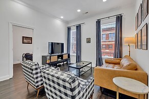 Art Deco Inspired Designer 2 Bed Loft in West Town by AllSet Turnover