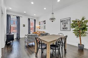 Art Deco Inspired Designer 2 Bed Loft in West Town by AllSet Turnover