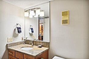 Destin On The Gulf 304 2 Bedroom Condo by RedAwning