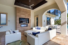 Villatel Luxury Homes at Reunion Resort