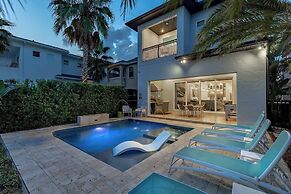 Villatel Luxury Homes at Reunion Resort