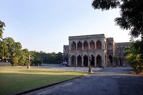 Nilambag palace