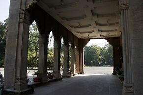 Nilambag palace