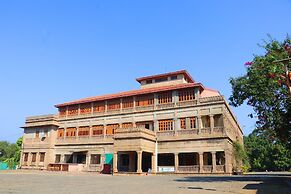 Nilambag palace
