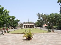 Nilambag palace