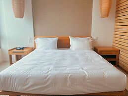 Luxury Beach Resort Apartments & Villas