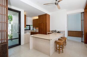 Luxury Beach Resort Apartments & Villas