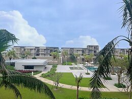 Luxury Beach Resort Apartments & Villas