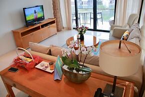 Luxury Beach Resort Apartments & Villas