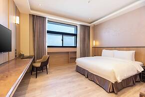 Euphoria Hotel