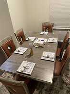 ECLIPZ Modern CEO Corp House
