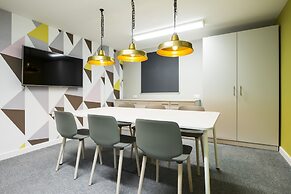 Yugo Explore - Arofan House