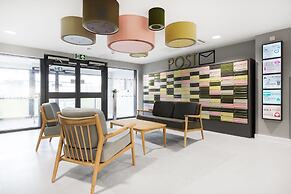 Yugo Explore - Arofan House