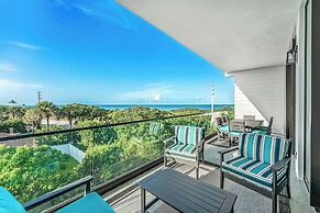 Harbor Island Beach Club by Villatel