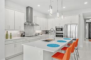 Harbor Island Beach Club by Villatel