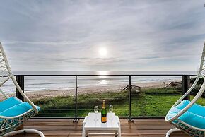 Harbor Island Beach Club by Villatel