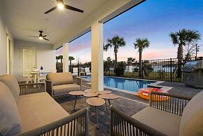 Harbor Island Beach Club by Villatel