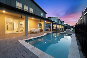 Harbor Island Beach Club by Villatel