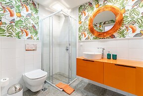 Acropolis Pop Art Apartment