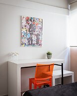 Acropolis Pop Art Apartment