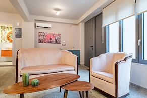 Acropolis Pop Art Apartment