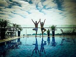Cat Ba Paradise Hotel - Sky Bar & Massage