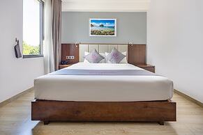 Cat Ba Paradise Hotel - Sky Bar & Massage