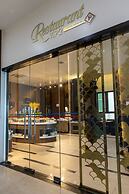 Cat Ba Paradise Hotel - Sky Bar & Massage