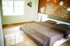 Kainaat A Riverside Homestay