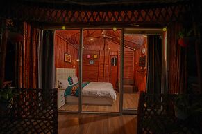 Kainaat A Riverside Homestay