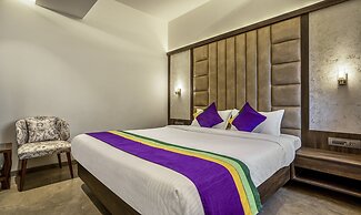 Treebo Premium Savera Inn