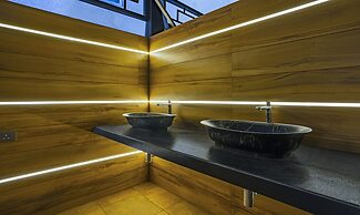 Treebo Premium Savera Inn