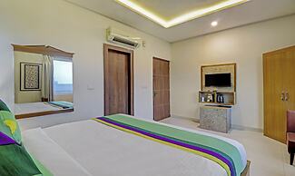 Treebo C1 Taj Nirvana