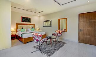 Treebo C1 Taj Nirvana