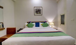 Treebo C1 Taj Nirvana